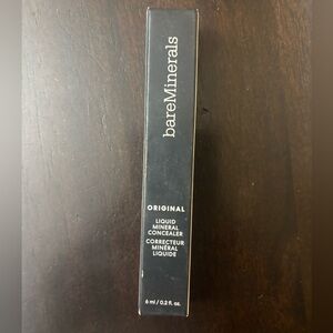 bareMinerals Original Concealer in Light/Medium 2.5
